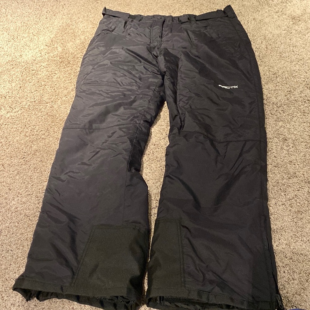 Like new womens black snow pants